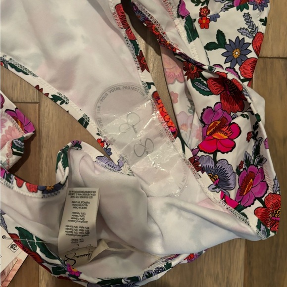 Jessica Simpson Bikini NWT - Picture 3 of 3
